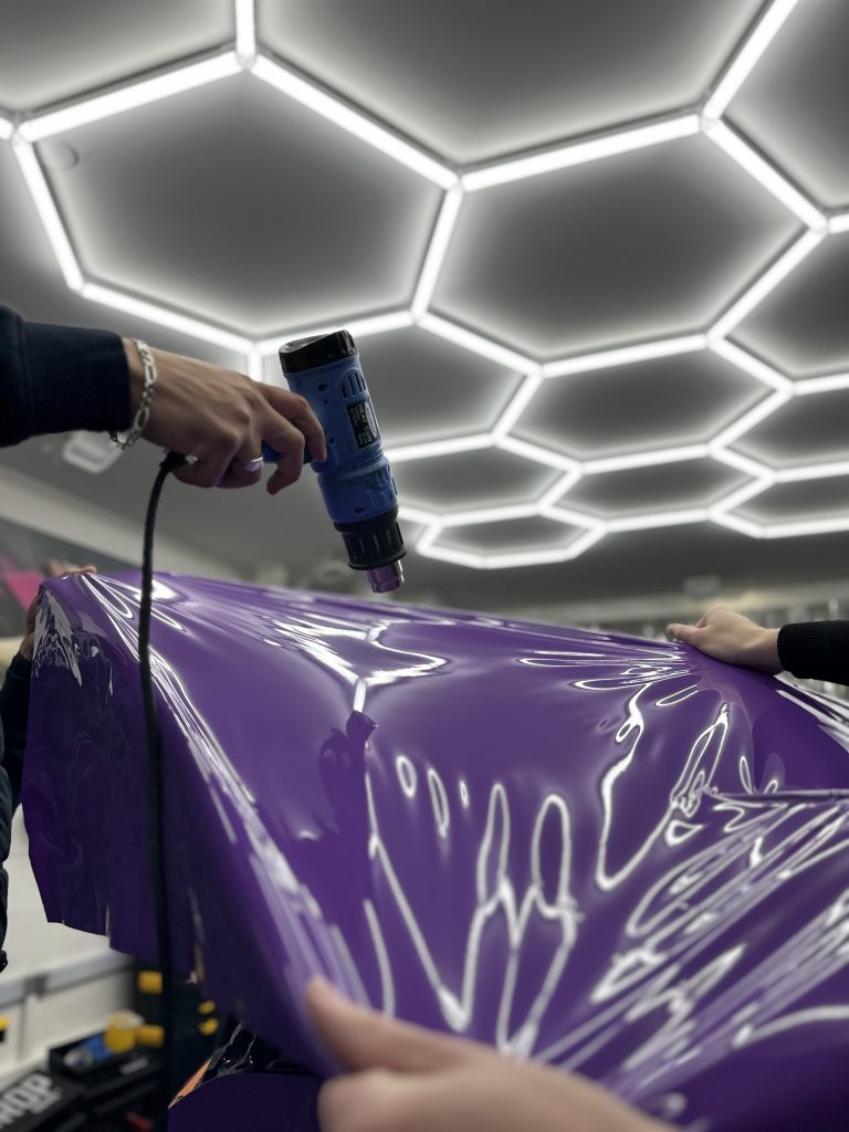 former ses salarié à la pose de covering auto dans le 78 et à Lyon